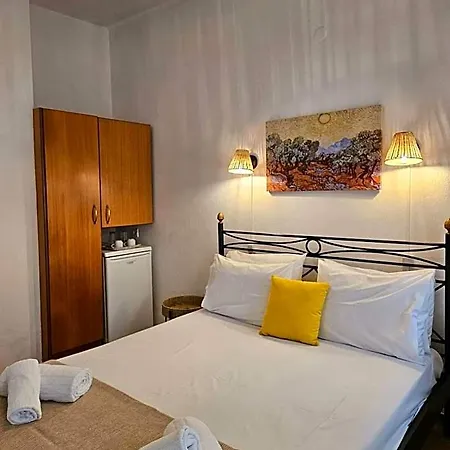 The Pine Trees Hotel Skopelos